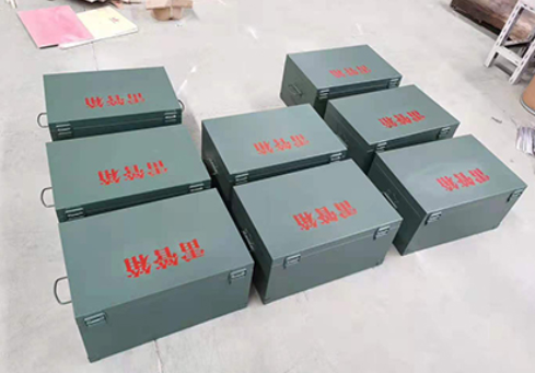 陇县炸药箱和雷管箱一般是怎么存放的？